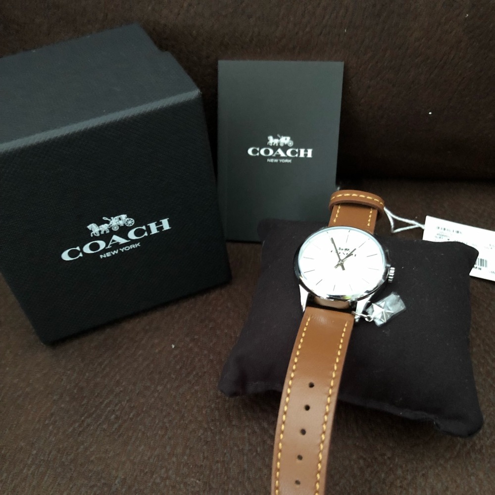 Coach Movado Woman’s Watch NWT🍂